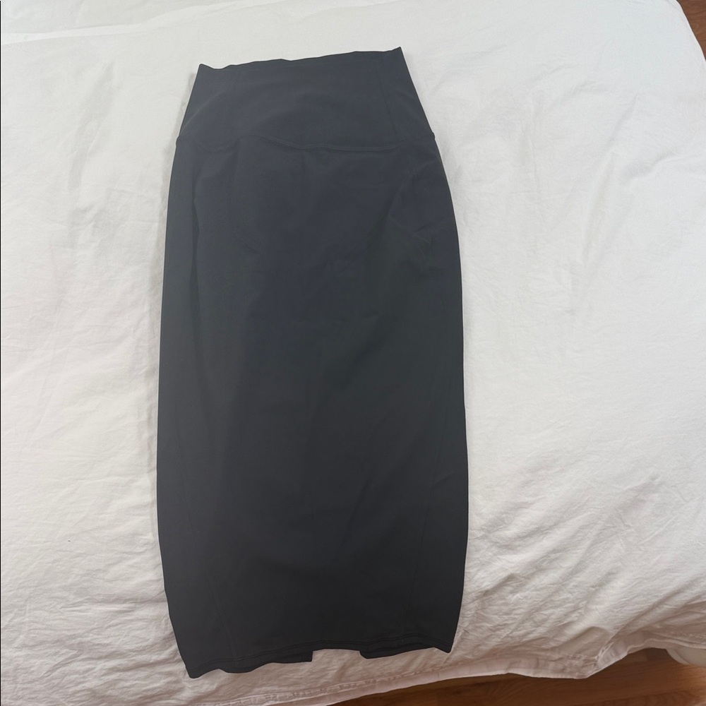 lululemon athletica Black Midi Pencil Skirt